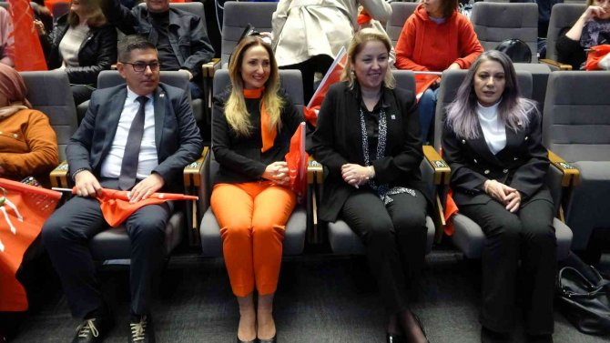 Eşi Tarafından Katledilen Rabia Yılmaz’ın Annesi Gözyaşlarına Hakim Olamadı