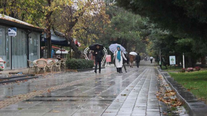 Kırklareli’nde Sağanak Yağış