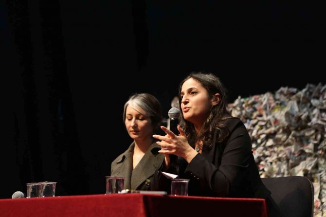 ’Kadın Hikayeleri’ İle Şiddete Dikkat Çektiler