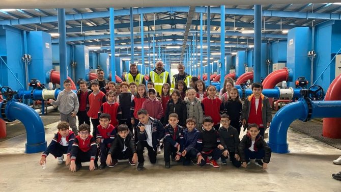 Bu Geziler Su Konusunda Öğrencileri Bilinçlendiriyor