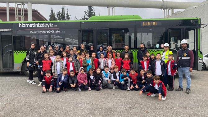 Bu Geziler Su Konusunda Öğrencileri Bilinçlendiriyor