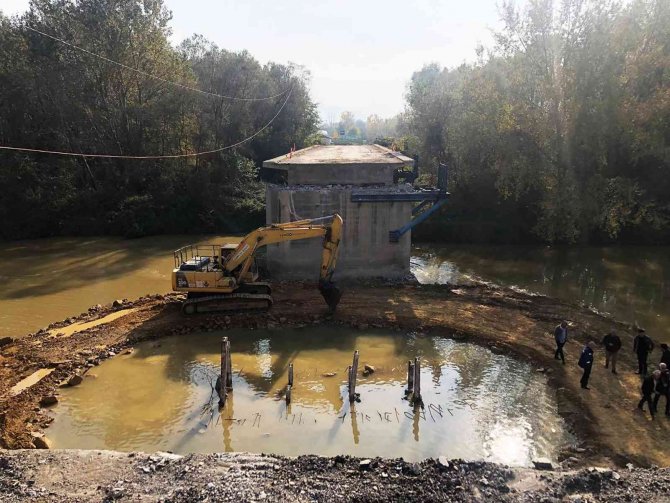 Mollaköy Köprüsü Yeniden Yükseliyor