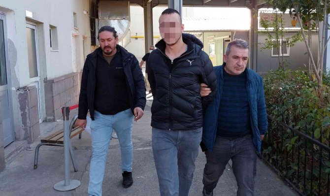 Samsun’a 2 Kişiyi Silahla Yaralayan Genç Yakalandı