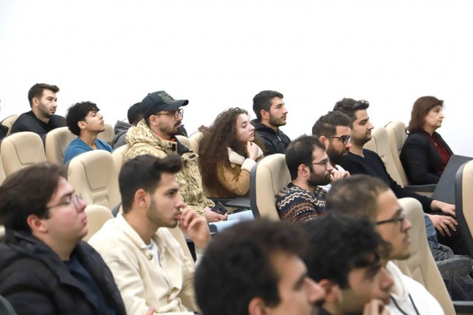 Sbtü’de Öğrencilere Teknofest Anlatıldı