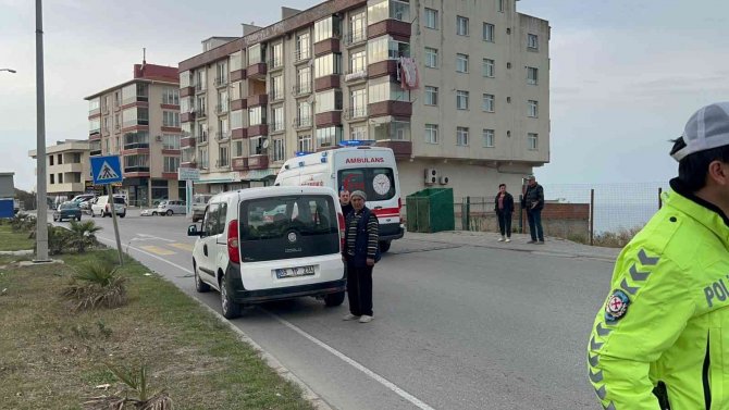 Sinop’ta Otomobilin Çarptığı Yaya Yaralandı