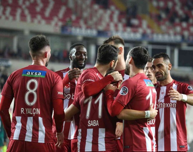 Sivasspor’un İç Saha Karnesi Başarılı