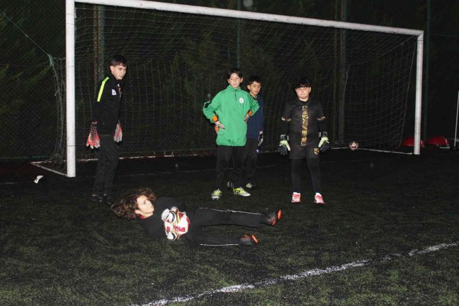 Tolga Seyhan Memleketi Giresun’da Bireysel Futbol Akademisi Kurdu