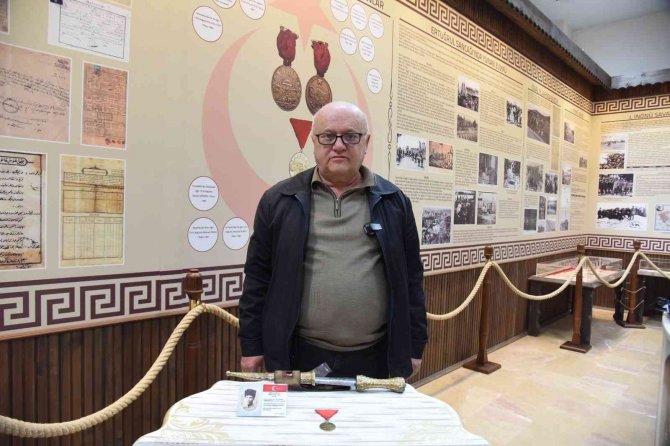 Milli Mücadelede Kullanılan Kama Ve İstiklal Madalyası Müzeye Bağışlandı