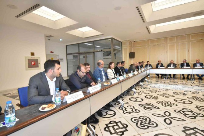 İ̇ki Ülkeden Üreticiler “Kırmızı Et” Toplantısında Buluştu