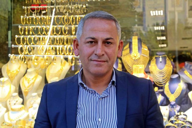 Cengiz Kuyumculuk’tan Altın Tavsiye: “Yıl Sonuna Kadar Altınlarınızı Bozdurmayın”