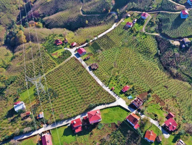 Yeşilköy Mahallesi’nde Beton Yol Çalışması Yapıldı