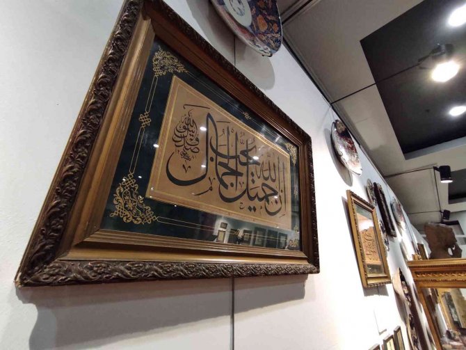 Osmanlı Dönemine Ait Antikalar Görücüye Çıktı