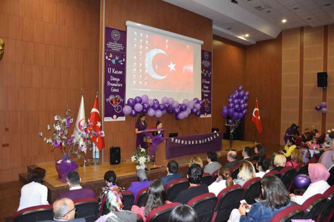 Aydın’da Mor Balonlar Gökyüzüne Bırakıldı