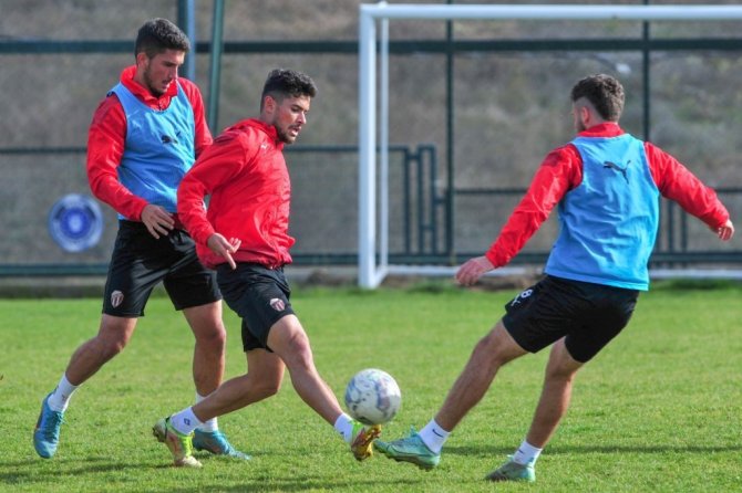 Başkan Taban’dan Sivas Maçı Öncesi İ̇negölspor’a Moral Ziyareti