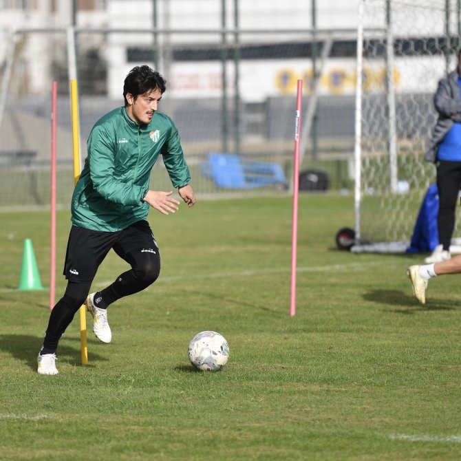 Bursaspor’da ‘Sonuçlandırma’ Oyunu Oynandı