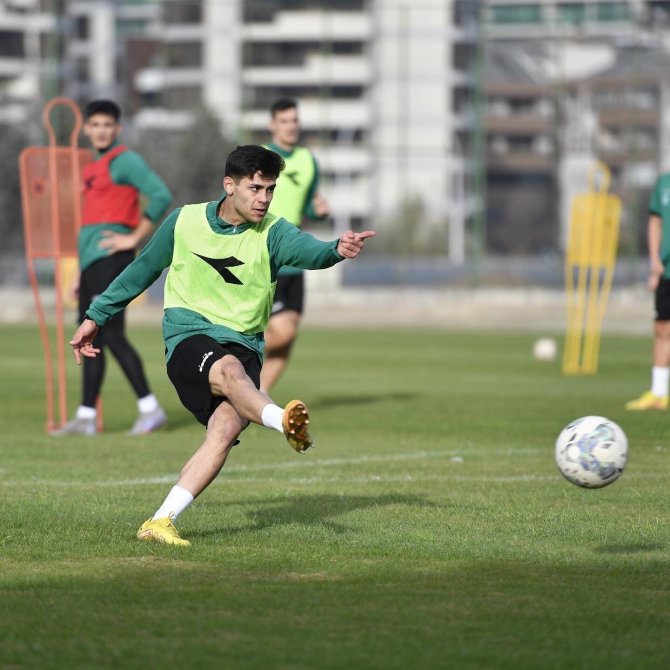 Bursaspor’da ‘Sonuçlandırma’ Oyunu Oynandı