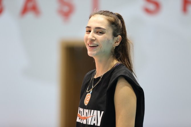 Eczacıbaşı Dynavit, Ptt’ye Konuk Olacak