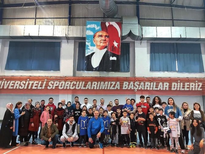 Erü Spor Bilimleri Sosyal Sorumlulukta Başarıya İmza Attı