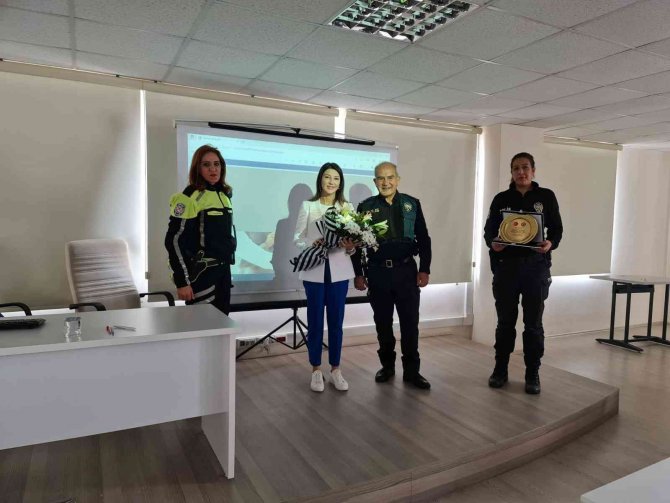 Fethiye’de Polis Ve Bekçilere İletişim Semineri Verildi