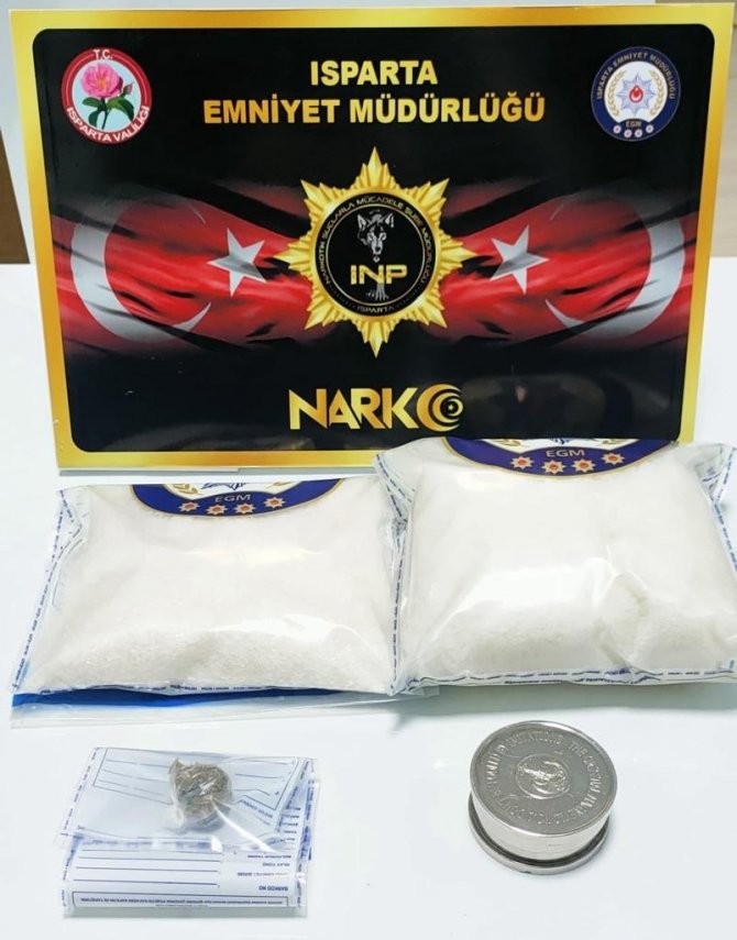 Isparta’da 1 Kilogram Uyarıcı Nitelikli Madde Ele Geçirildi