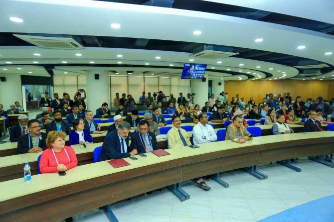 Kbü Rektörü Polat "15. Aupa Genel Konferansı"na Katıldı