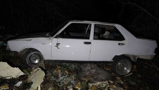 Kastamonu’da Yoldan Çıkan Otomobil 40 Metrelik Uçuruma Yuvarlandı: 2 Yaralı