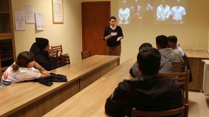 Denetimli Serbestlik Tedbiri Altındaki Çocuklar İçin Sinema Gösterimi