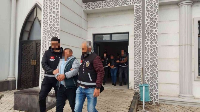 Aynı Yöntemle 8 İlde Milyonluk Hırsızlık Yapan Şüpheliler Yakalandı
