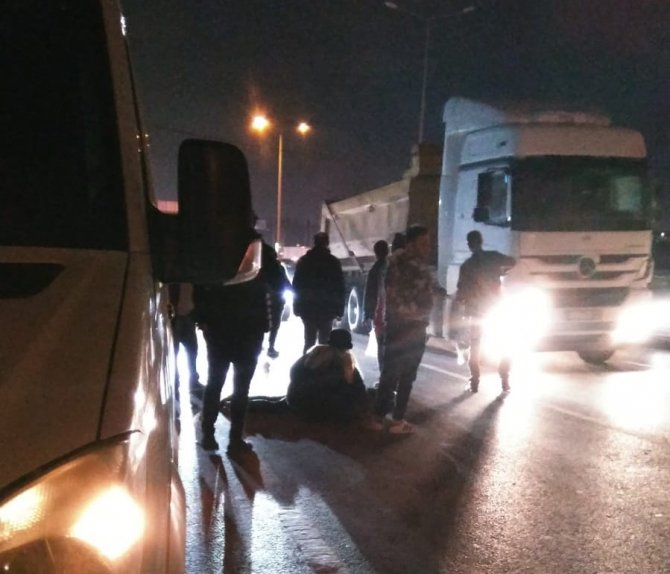Alkollü Sürücü Zincirleme Kazaya Yol Açtı, 5 Araç Birbirine Girdi: 2 Yaralı