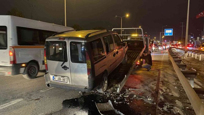Alkollü Sürücü Zincirleme Kazaya Yol Açtı, 5 Araç Birbirine Girdi: 2 Yaralı