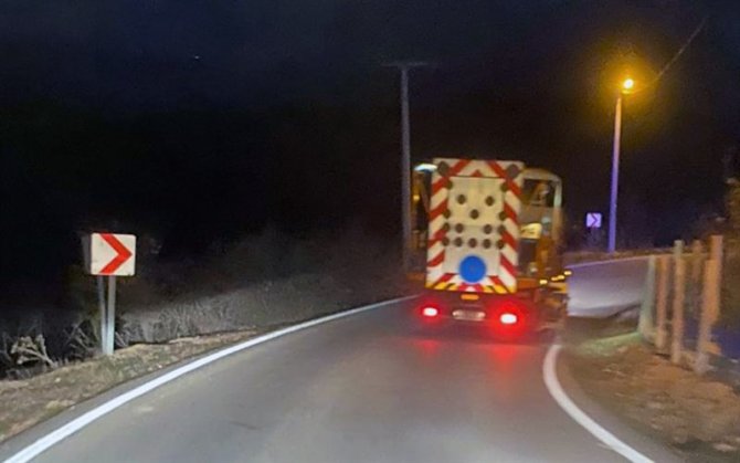 Köy Yollarında Yol Çizgi Çalışmasına Başlandı