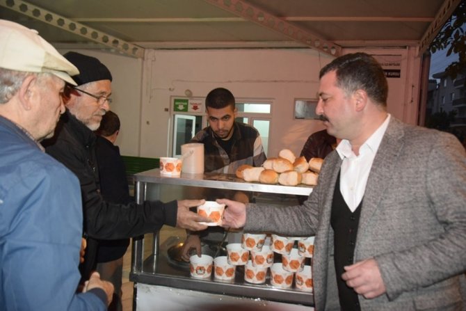 Mhp’den Gündoğan Mahallesinde Sabah Çorbası