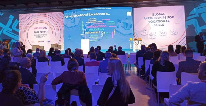 Nevü’lü Öğrenciler ‘Mesleki Eğitimde Mükemmeliyet Merkezleri Ağı’ Toplantısında