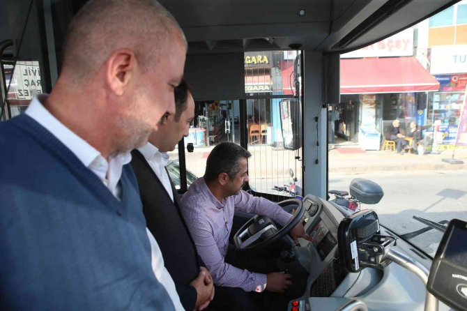 Büyükşehir Belediyesi Otobüs Şoförlerine Eğitim