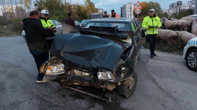 Samsun’da İki Otomobil Çarpıştı: 2 Çocuk Yaralı