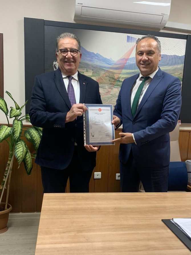 Söke’de Lisanslı Depo Arazisinin İnşaat Hakkı Tapusu Teslim Alındı