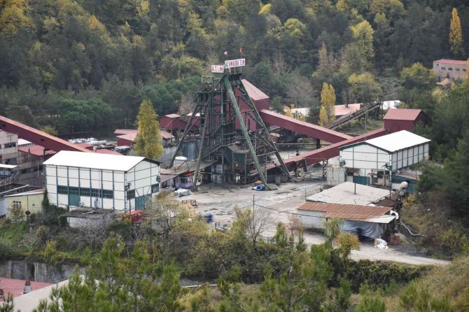 Maden Ocağındaki Yangına Karşı 4. Baraj İnşa Ediliyor