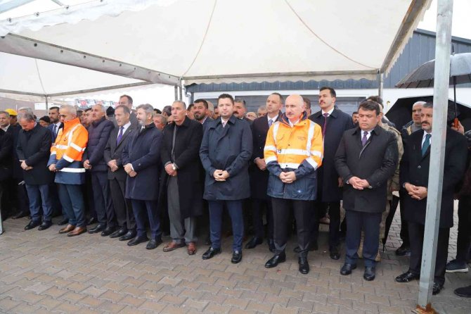 Narince- Gerger Karayolunun Temeli Atıldı