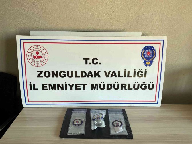 Kdz. Ereğli’de 3 Ayrı Operasyonda Uyuşturucu Ve Silah Yakalandı