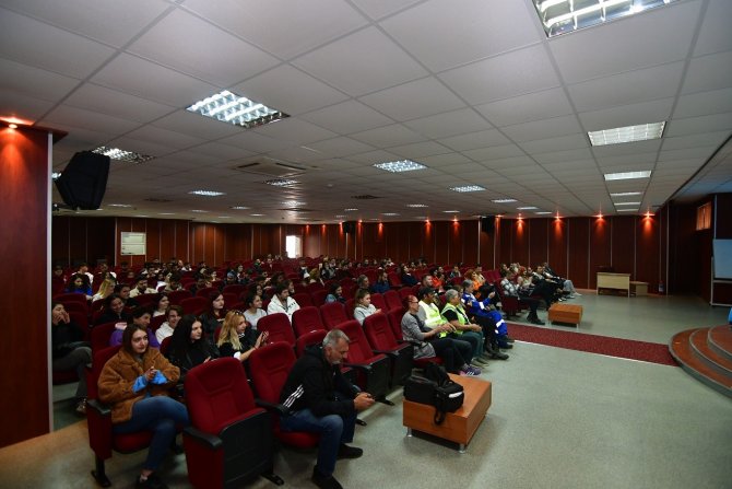Adü’de Hayvan Hakları İle İlgili Panel Düzenlendi