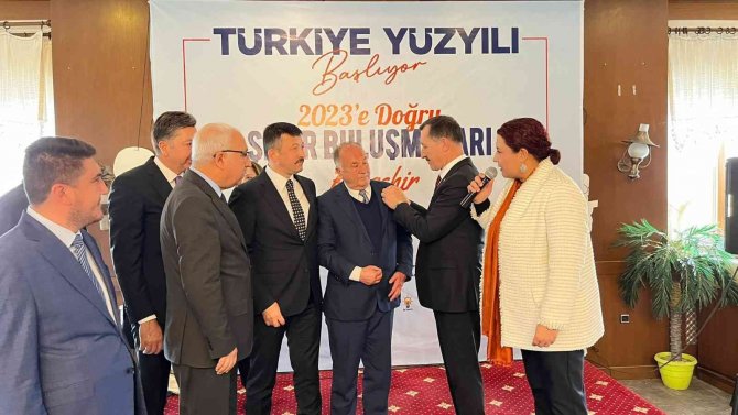 Chp, İ̇yi̇ Parti Ve Yeniden Refah’tan Ak Parti’ye Katılım