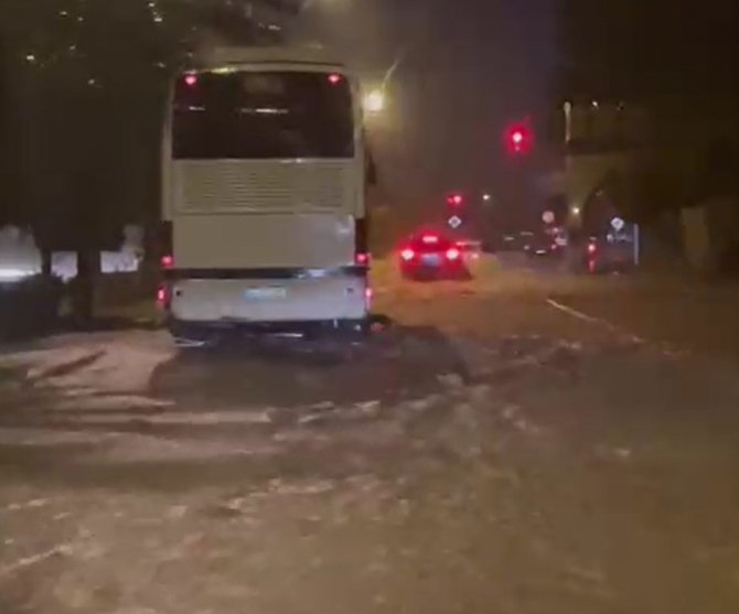 Alanya’da Yağmur Hayatı Olumsuz Etkiledi