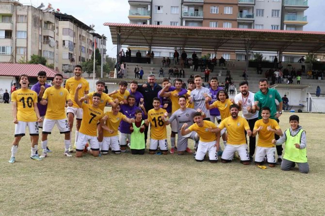 Nazilli Belediyespor U-19 Takımı Antalya Ekibini Mağlup Etti