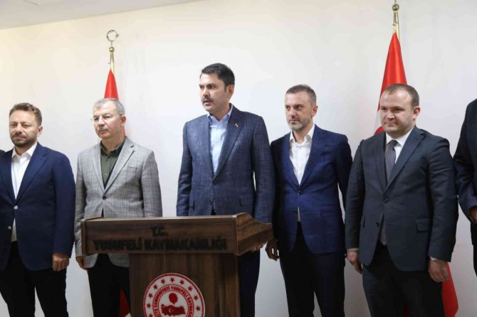 Bakan Kurum, Yeni Yusufeli’nde İncelemelerde Bulundu