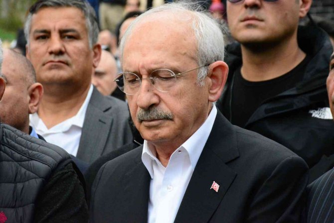 Kemal Kılıçdaroğlu’nun Kardeşi Son Yolculuğuna Uğurlandı