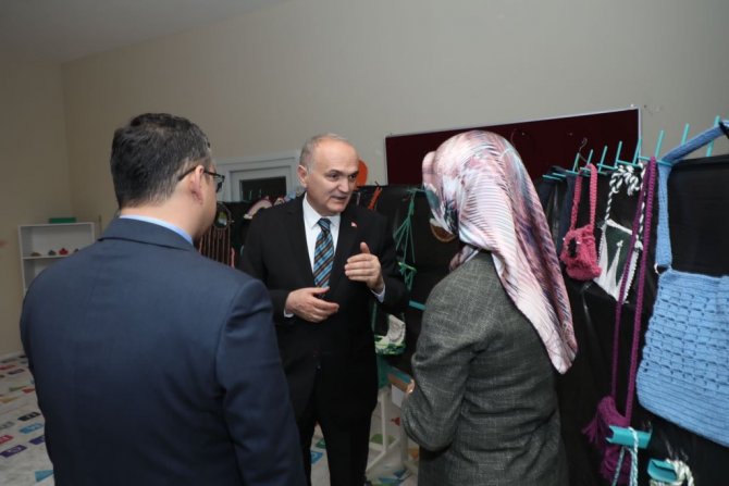 Başkan Özlü Çalışmaları Beğendi