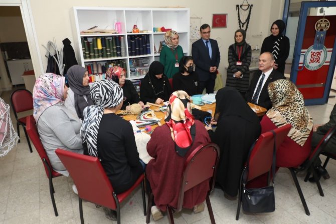 Başkan Özlü Çalışmaları Beğendi