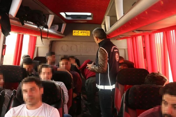 Düzensiz Göçle Mücadeleye Yönelik Huzur Uygulaması Yapıldı