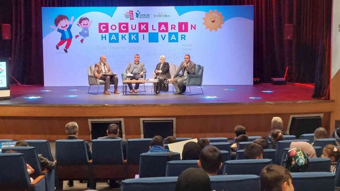 Esenler’de Çocuk Hakları Panelde Anlatıldı