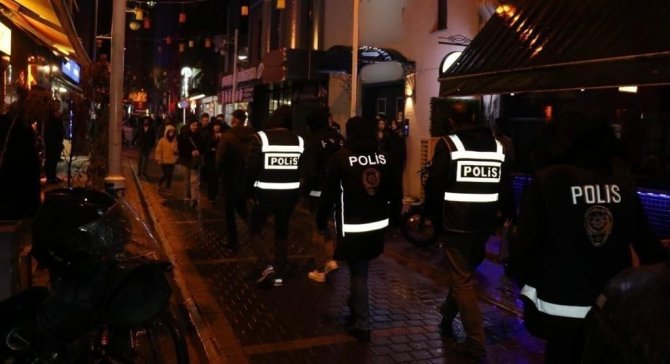 Eskişehir’de Bir Gecede 7 Bin 649 Şahıs Sorgulandı